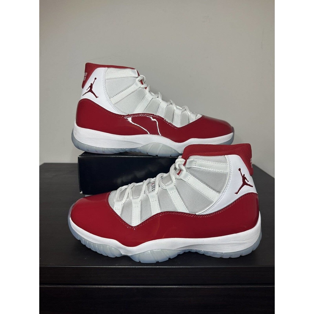 NEW Air Jordan 11 Retro Men's Size 10.5 White/Varsity Red-Black CT8012-116 !
